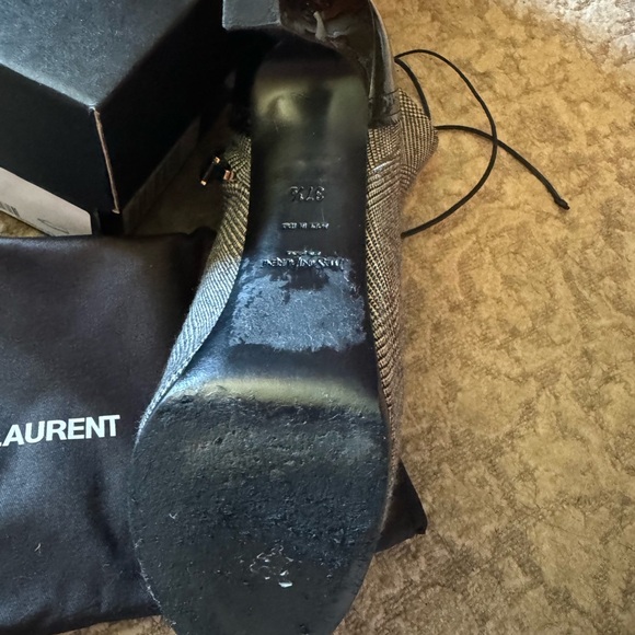 Beautiful and Authentic Saint Laurent stiletto boots! - Picture 4 of 10